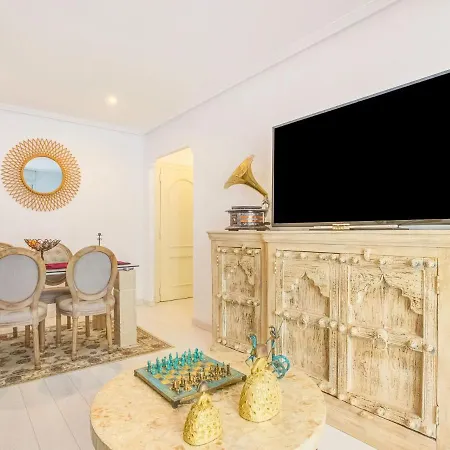 Belvilla By Oyo Apartamento En Cimadevilla 希洪